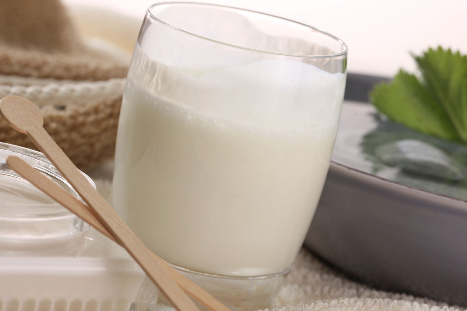 Milch Sorten, Milchprodukte & Infos über die Alleskönnerin